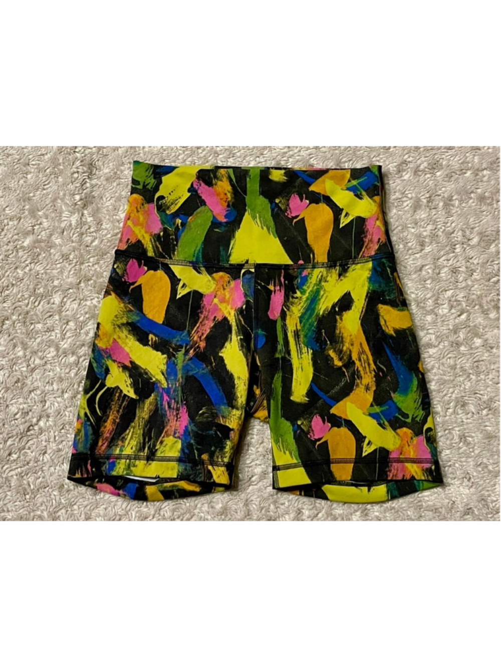 Lululemon Women’s Wunder Train High-Rise Short, Size 6, 6” Inseam, EUC
